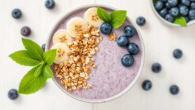 Blueberry and Banana Smoothie Bowl